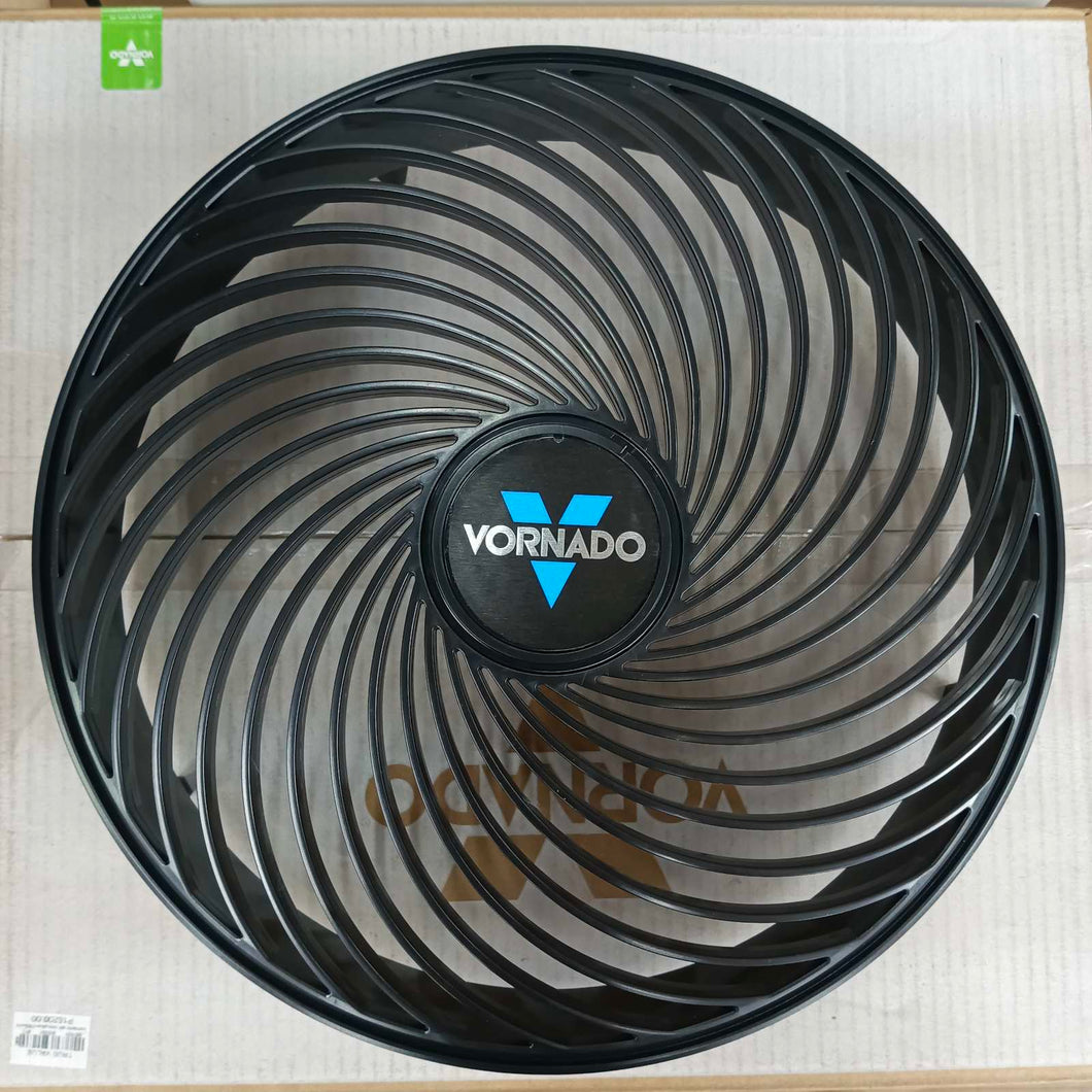 Vornado 700 AC Black - Front Grill